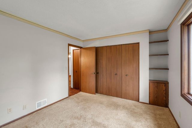 9268 Indian Boulevard S, Cottage Grove, MN 55016