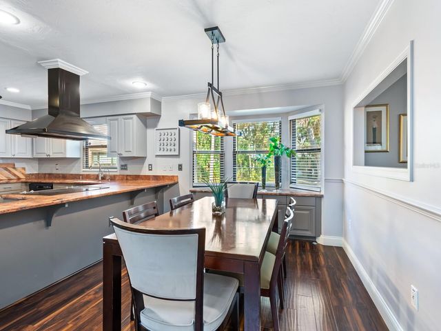 1533 OAK WAY, Sarasota, FL 34232