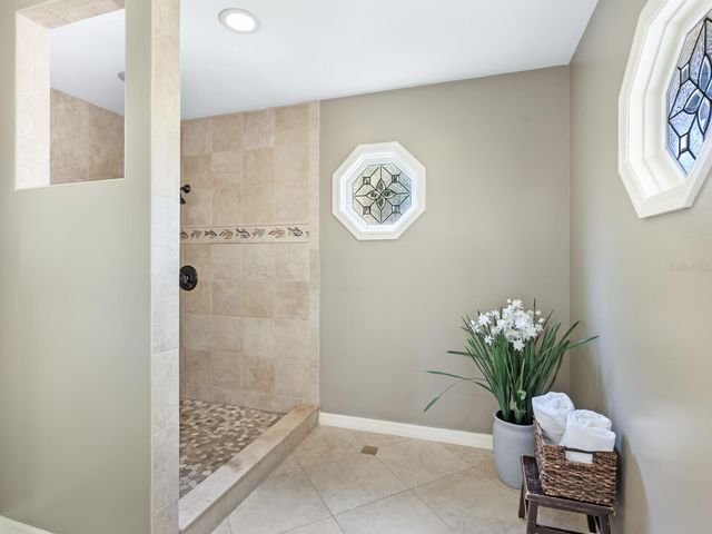 1533 OAK WAY, Sarasota, FL 34232