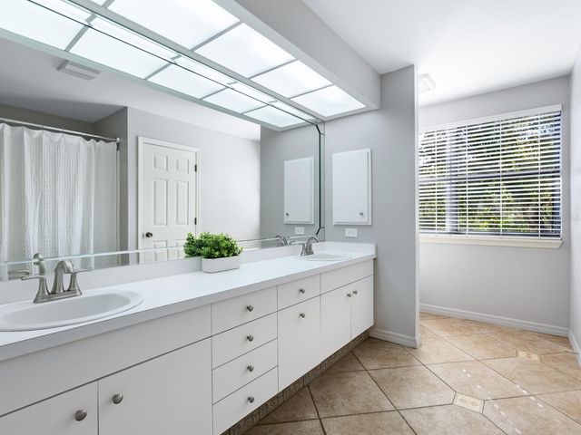 1533 OAK WAY, Sarasota, FL 34232