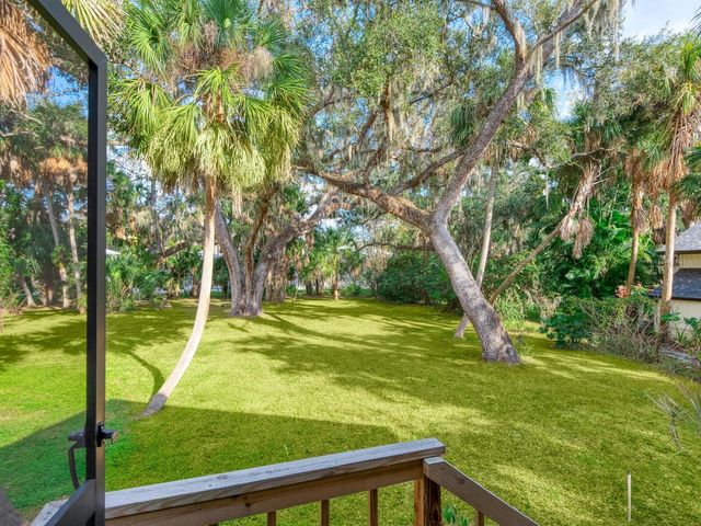 1533 OAK WAY, Sarasota, FL 34232