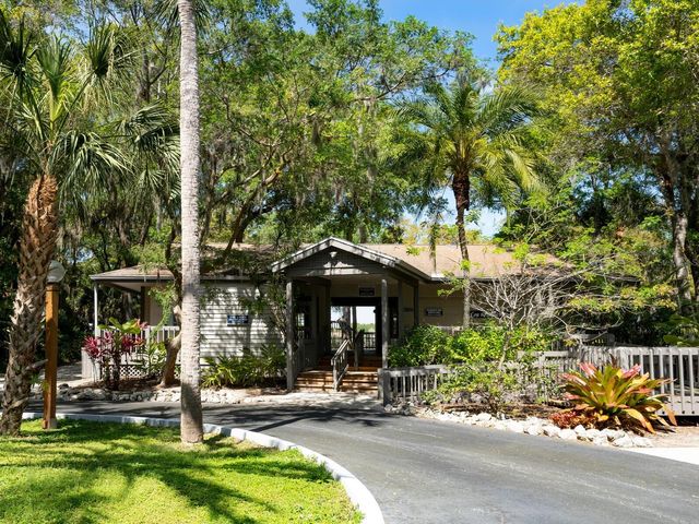 1533 OAK WAY, Sarasota, FL 34232