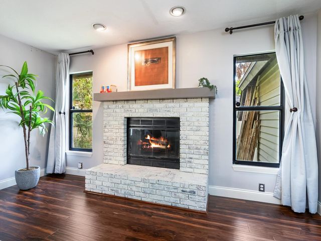 1533 OAK WAY, Sarasota, FL 34232