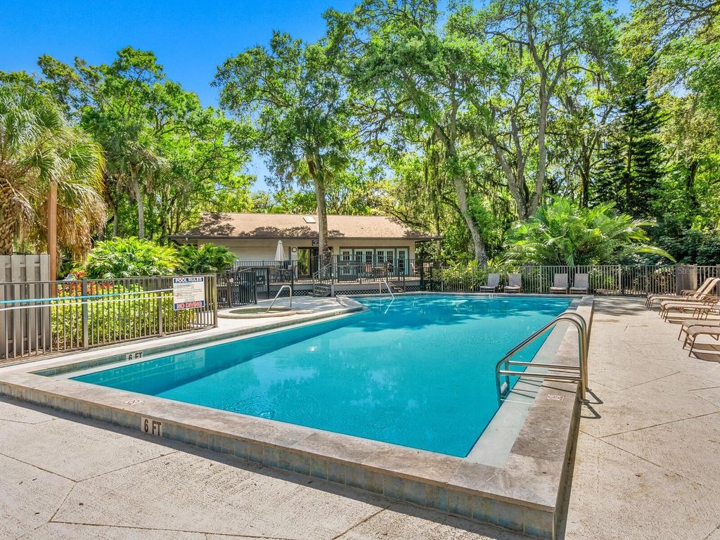 Image 53 of property listing at 1533 OAK WAY, Sarasota, FL 34232