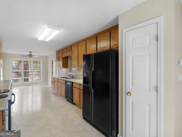 430 Oakpark Terrace, Mcdonough, GA 30253