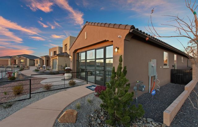 55 Firecrown Lane, Santa Fe, NM 87508