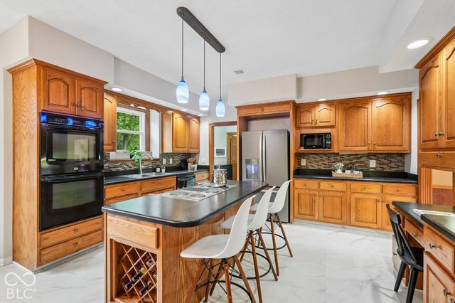 9119 Bay Port Circle, Indianapolis, IN 46236
