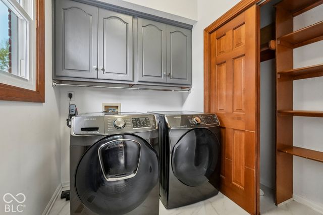 9119 Bay Port Circle, Indianapolis, IN 46236