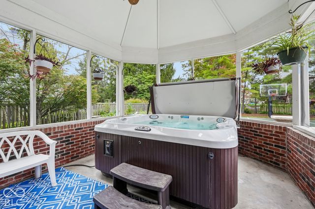 9119 Bay Port Circle, Indianapolis, IN 46236