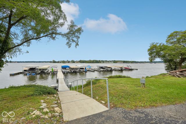 9119 Bay Port Circle, Indianapolis, IN 46236
