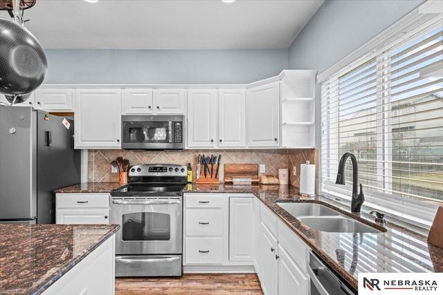 1508 Old Gaelic Street, Bellevue, NE 68123