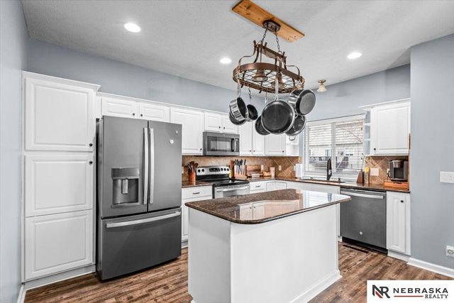 1508 Old Gaelic Street, Bellevue, NE 68123