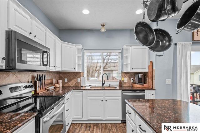 1508 Old Gaelic Street, Bellevue, NE 68123