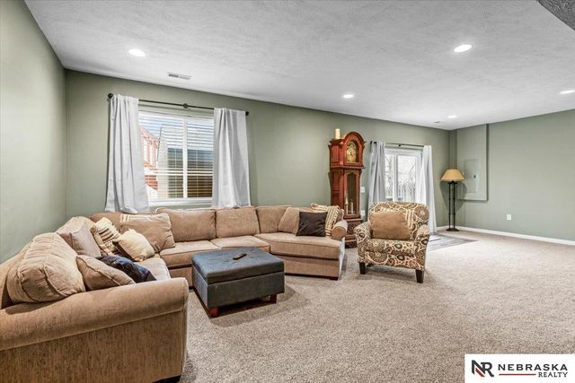 1508 Old Gaelic Street, Bellevue, NE 68123