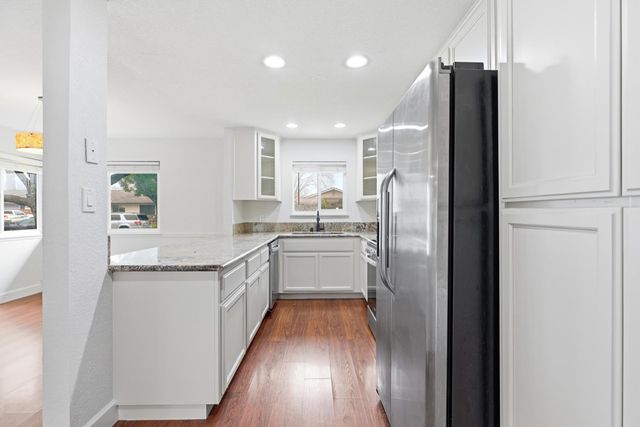 9706 Parktree Way, Elk Grove, CA 95624