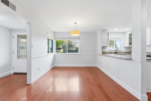 9706 Parktree Way, Elk Grove, CA 95624