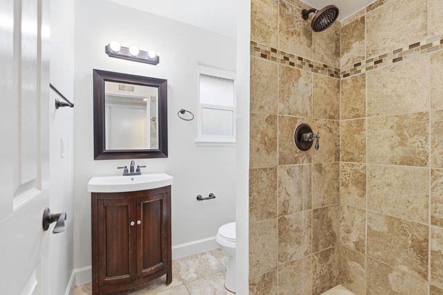 9706 Parktree Way, Elk Grove, CA 95624