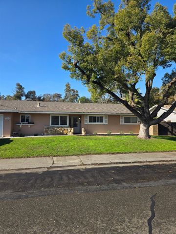 9706 Parktree Way, Elk Grove, CA 95624