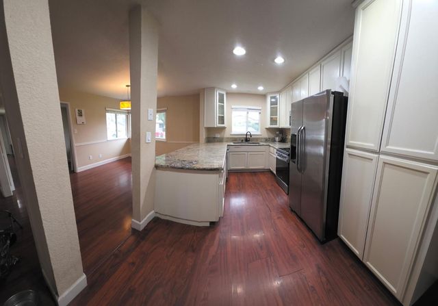 9706 Parktree Way, Elk Grove, CA 95624