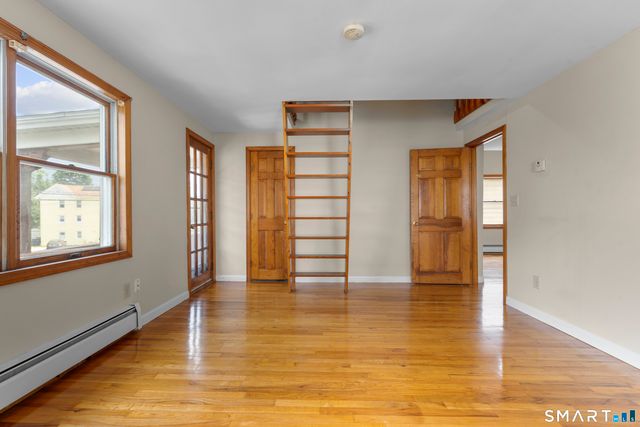 19 Jackson Street, Ansonia, CT 06401