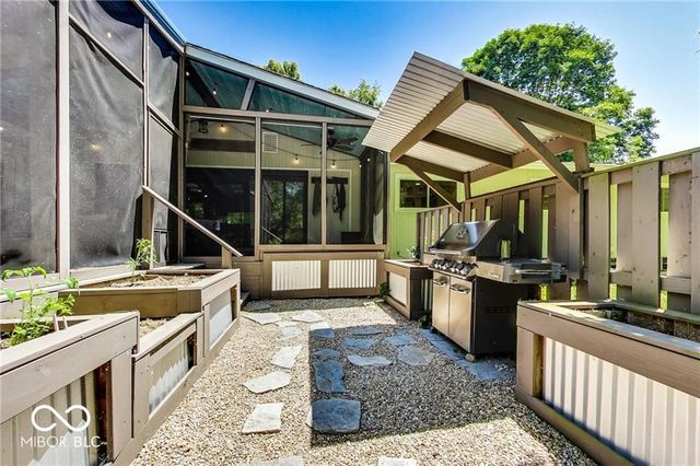 680 Robin Lane, Greenfield, IN 46140