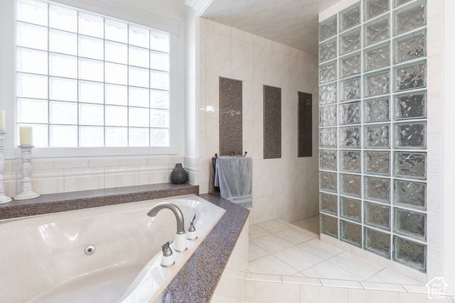 8149 S 2425 E, South Weber, UT 84405