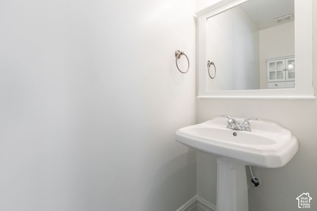 8149 S 2425 E, South Weber, UT 84405