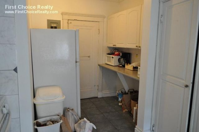 98 Strathmore Rd 4, Boston, MA 02135