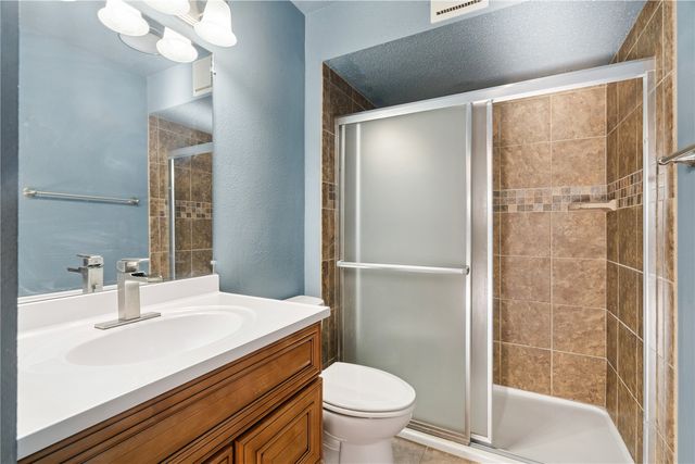 819 Kerry Lane SE 69, Cedar Rapids, IA 52403