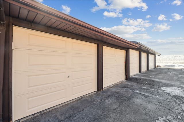 819 Kerry Lane SE 69, Cedar Rapids, IA 52403