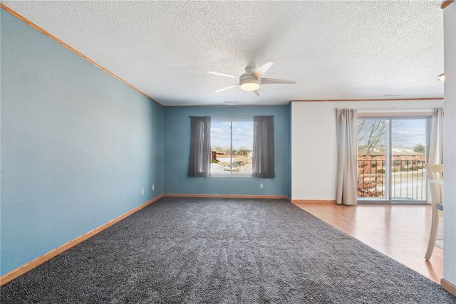 819 Kerry Lane SE 69, Cedar Rapids, IA 52403