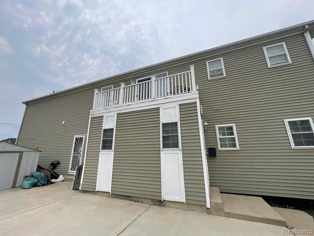 10203 Cardoni Street, Detroit, MI 48211