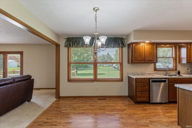 53213 Chelle Lane, Granger, IN 46530