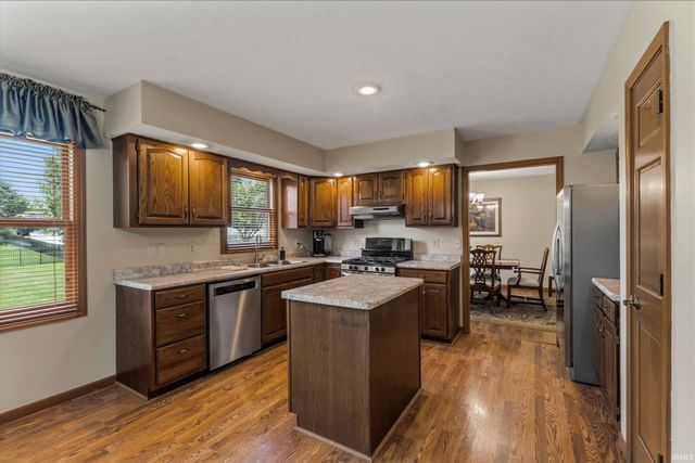 53213 Chelle Lane, Granger, IN 46530
