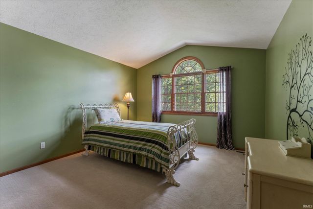 53213 Chelle Lane, Granger, IN 46530