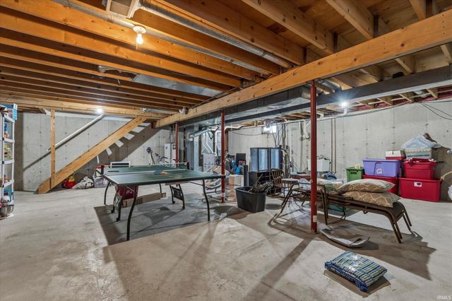 53213 Chelle Lane, Granger, IN 46530