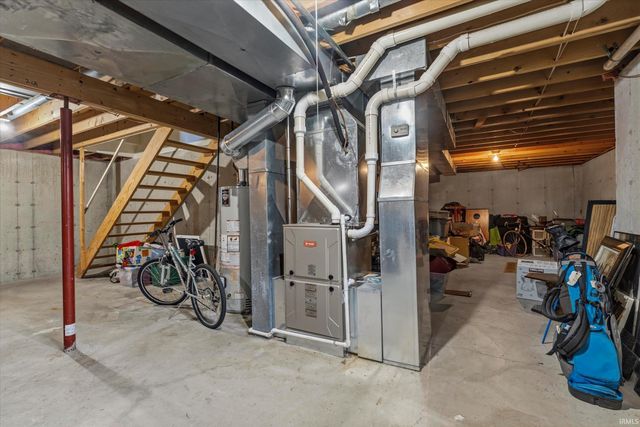53213 Chelle Lane, Granger, IN 46530