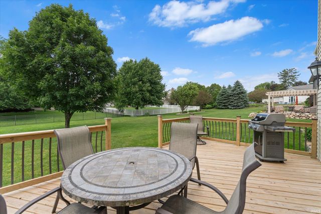 53213 Chelle Lane, Granger, IN 46530