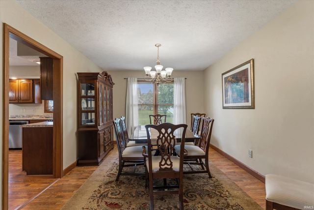 53213 Chelle Lane, Granger, IN 46530