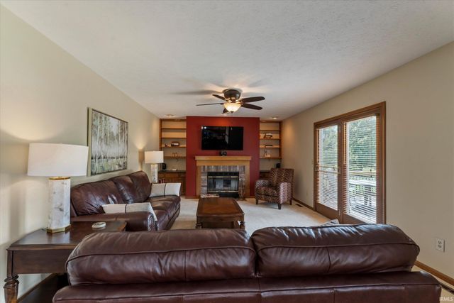 53213 Chelle Lane, Granger, IN 46530