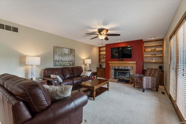 53213 Chelle Lane, Granger, IN 46530