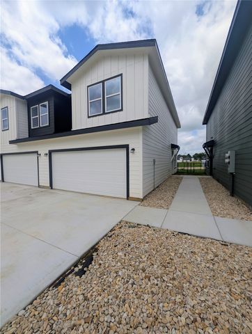 3501 E Renfro Street 403, Burleson, TX 76028