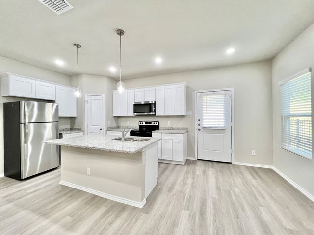 3501 E Renfro Street 403, Burleson, TX 76028