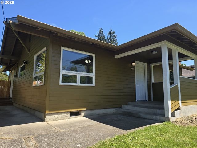 9805 N CENTRAL St, Portland, OR 97203