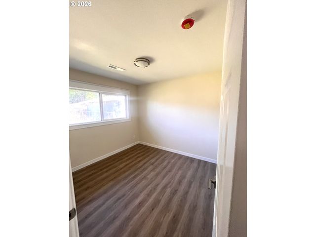 9805 N CENTRAL St, Portland, OR 97203