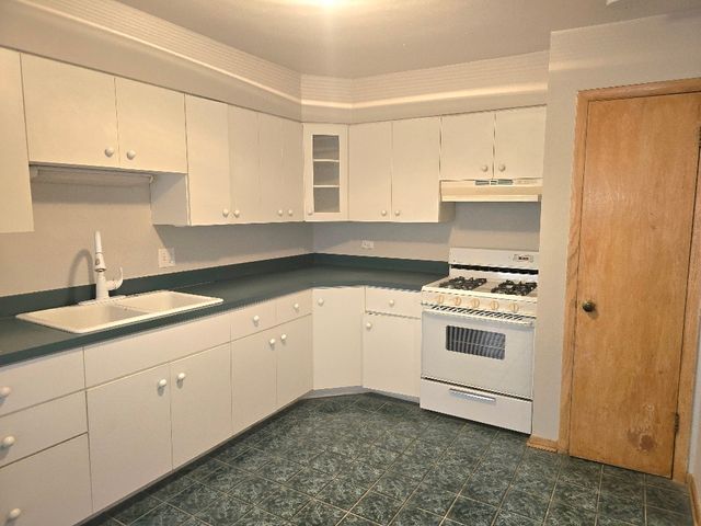 3109 Paris Avenue 304, River Grove, IL 60171