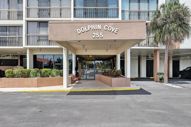 255 DOLPHIN POINT 211, Clearwater, FL 33767