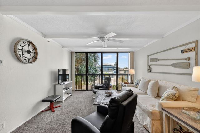 255 DOLPHIN POINT 211, Clearwater, FL 33767