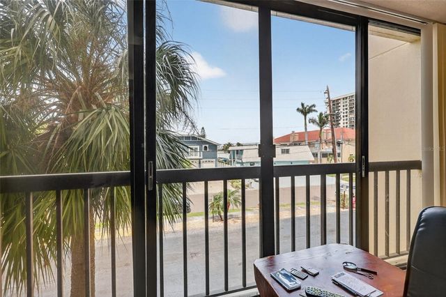 255 DOLPHIN POINT 211, Clearwater, FL 33767