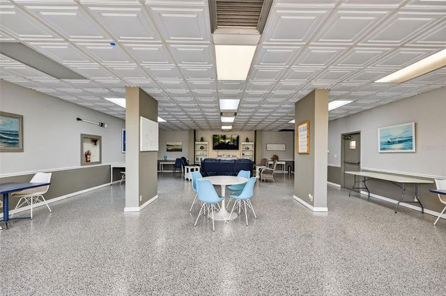 255 DOLPHIN POINT 211, Clearwater, FL 33767